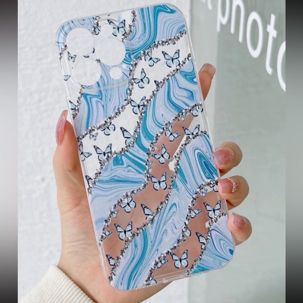 Butterfly Pattern IPhone 11 Case